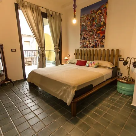 Bed & Breakfast Casa Stone Milazzo