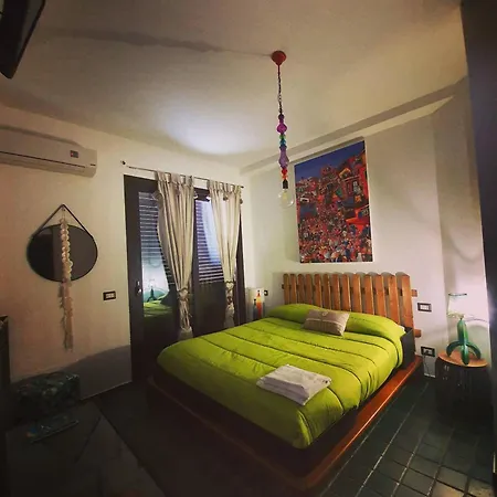 Oda ve Kahvaltı Casa Stone Milazzo