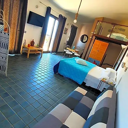 Casa Stone Bed & Breakfast 3*